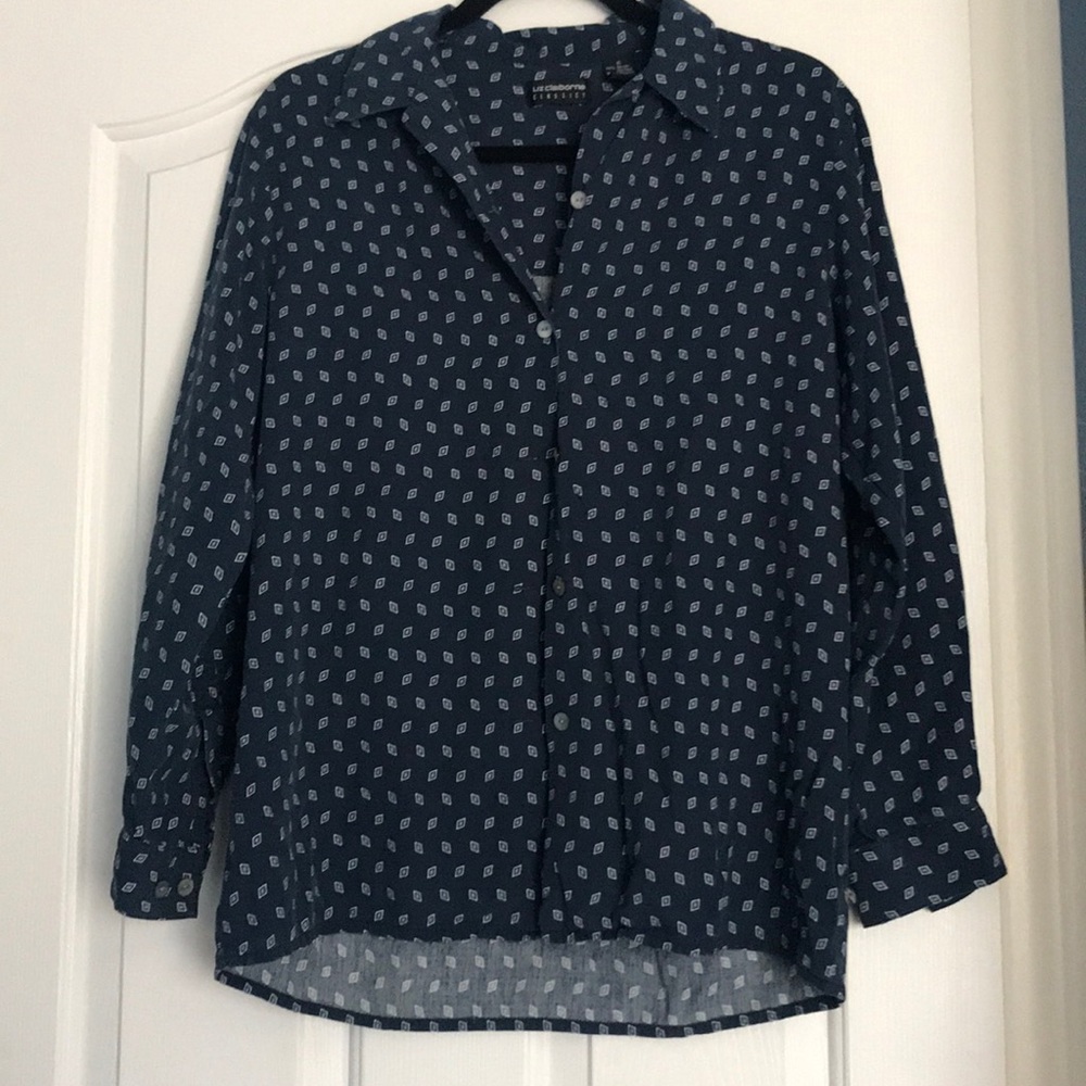 Liz Claiborne Classics Button Up Shirt